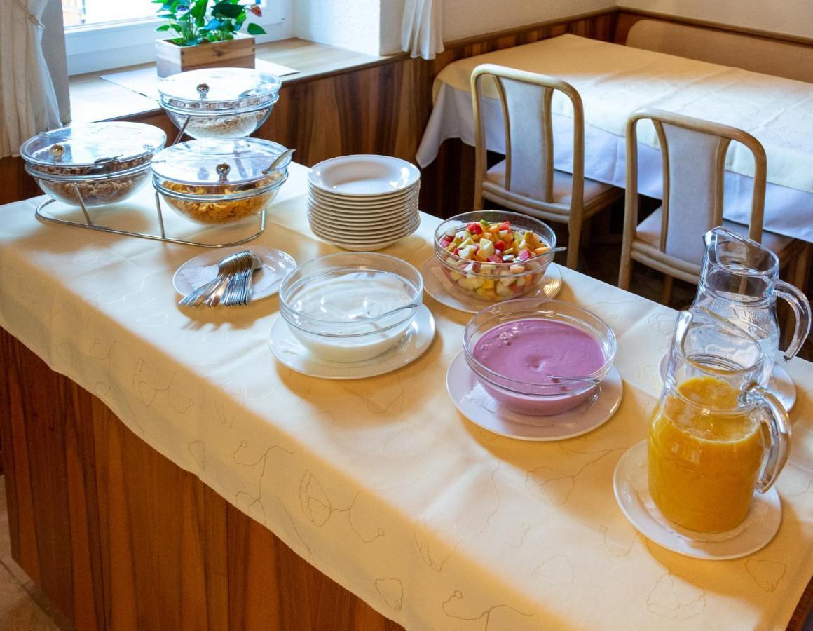 Hotel Portjengrat Saas-Almagell Bagian luar foto