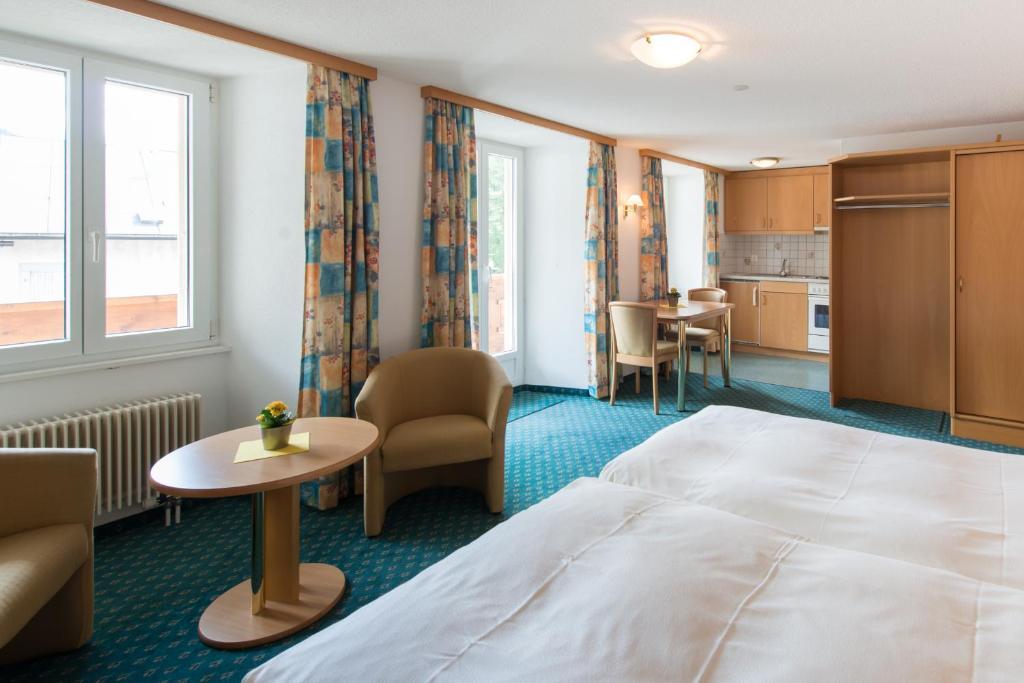 Hotel Portjengrat Saas-Almagell Ruang foto