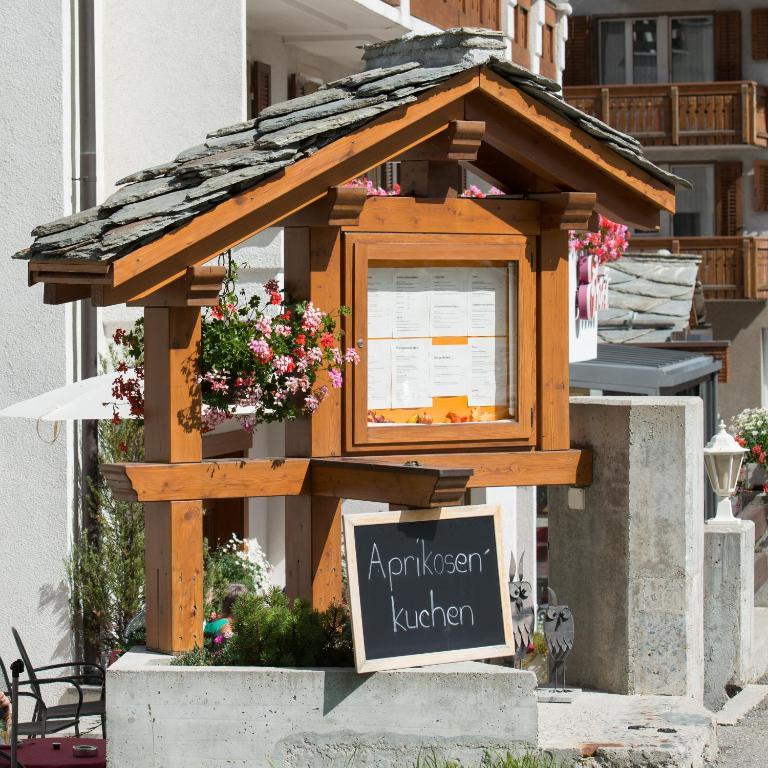 Hotel Portjengrat Saas-Almagell Bagian luar foto