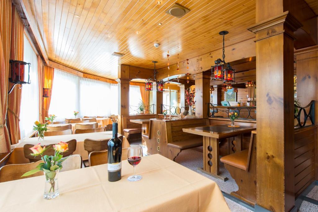 Hotel Portjengrat Saas-Almagell Bagian luar foto