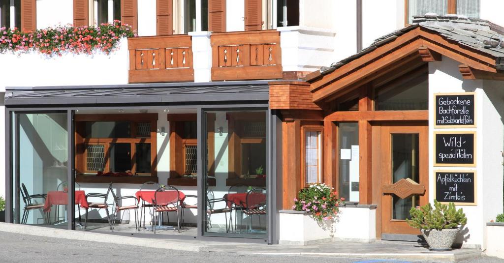 Hotel Portjengrat Saas-Almagell Bagian luar foto