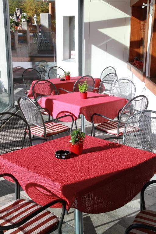 Hotel Portjengrat Saas-Almagell Bagian luar foto