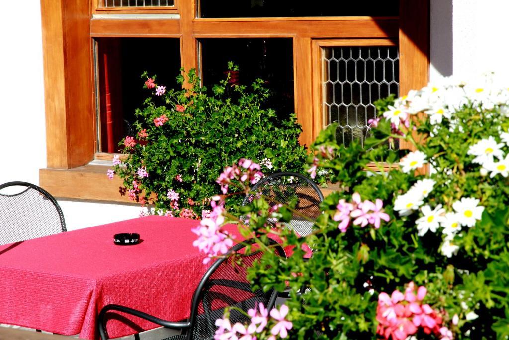 Hotel Portjengrat Saas-Almagell Bagian luar foto