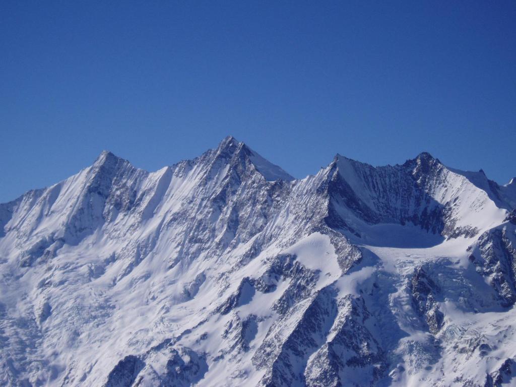 Hotel Portjengrat Saas-Almagell Bagian luar foto
