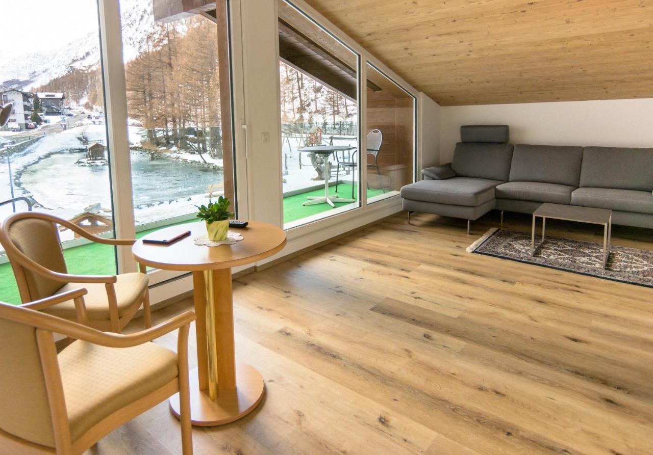 Hotel Portjengrat Saas-Almagell Bagian luar foto