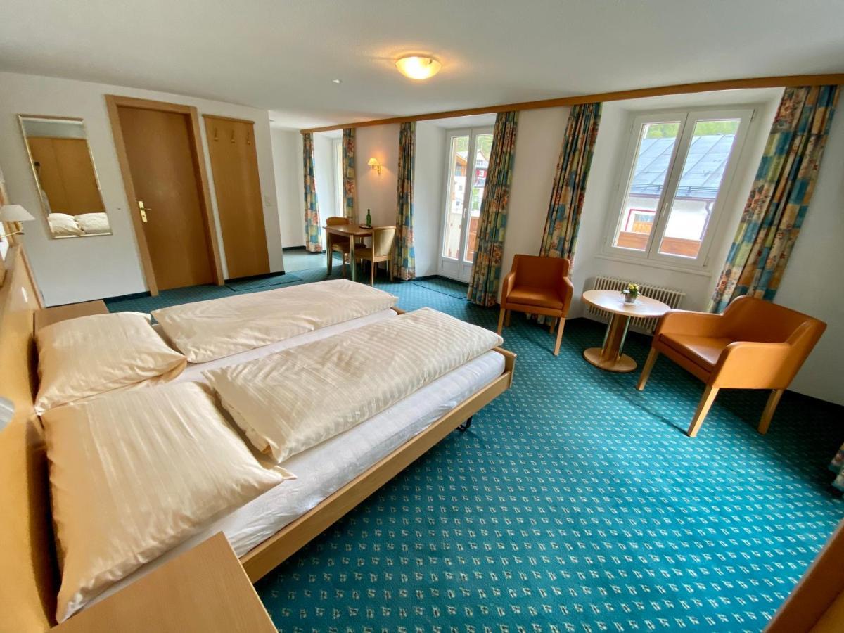 Hotel Portjengrat Saas-Almagell Bagian luar foto