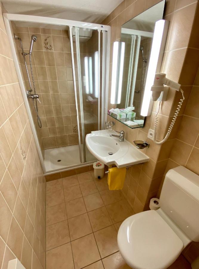 Hotel Portjengrat Saas-Almagell Bagian luar foto